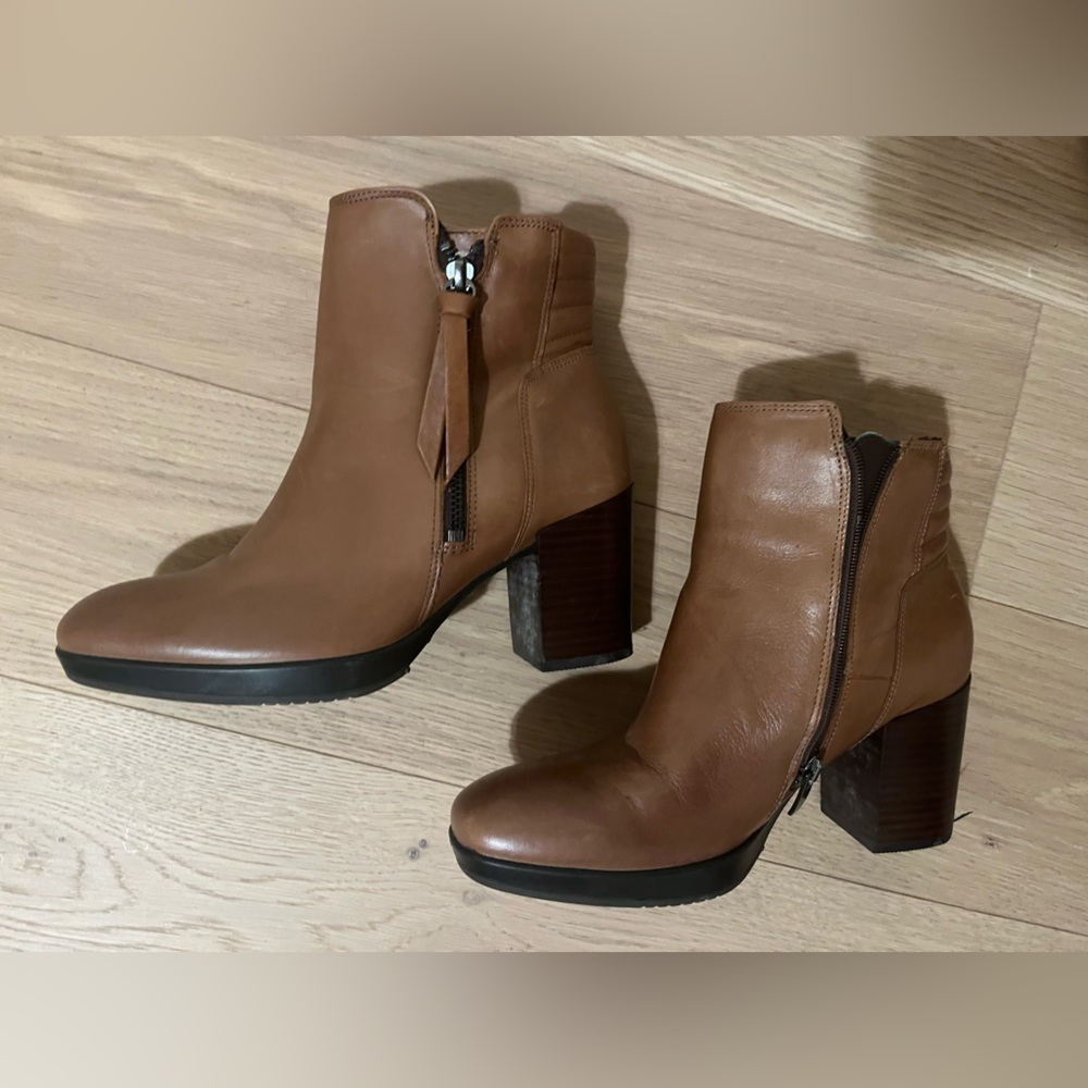 Ecco Women Leather Boots Side Zipper